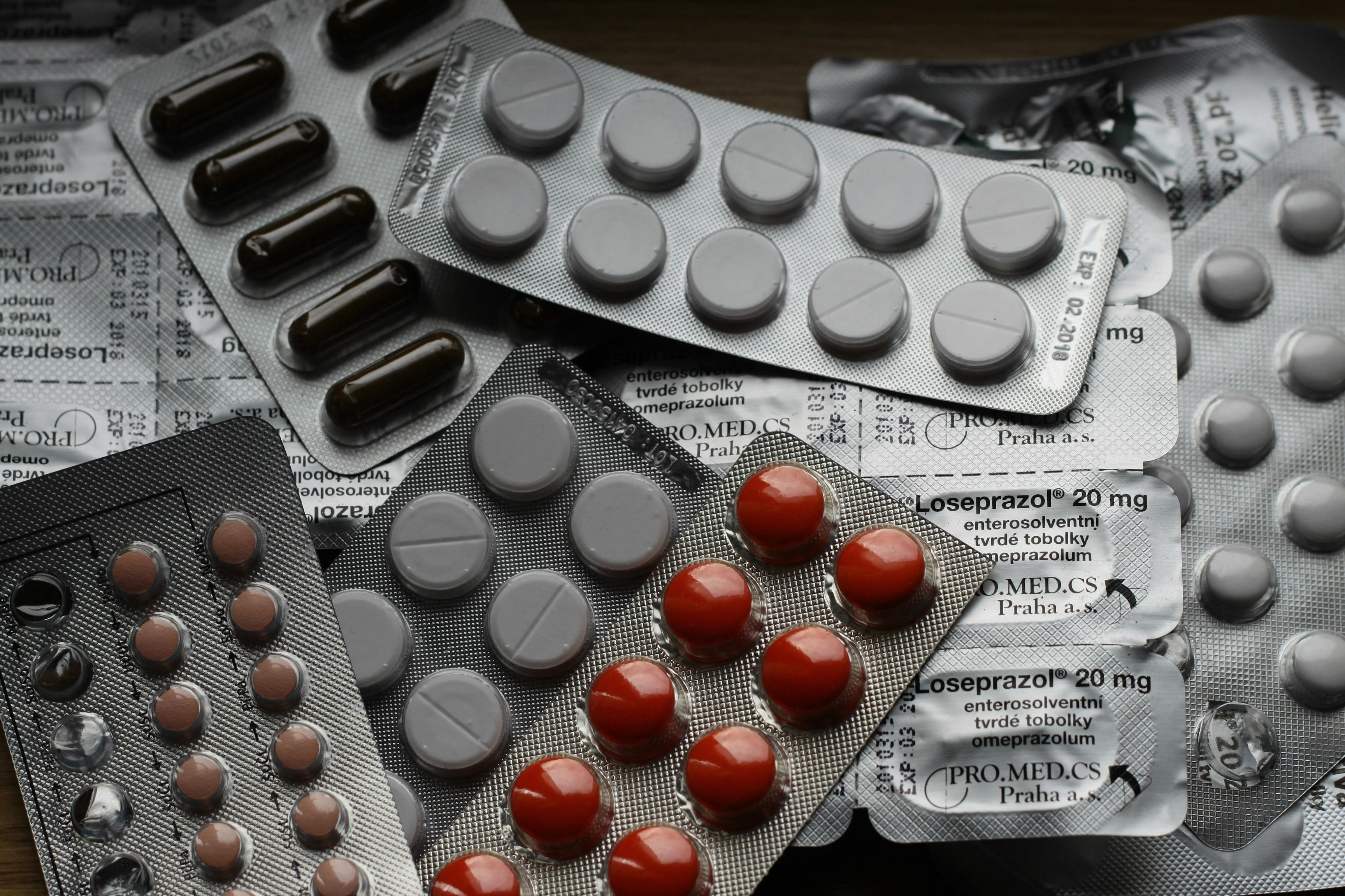 Pharmaceutical service 1